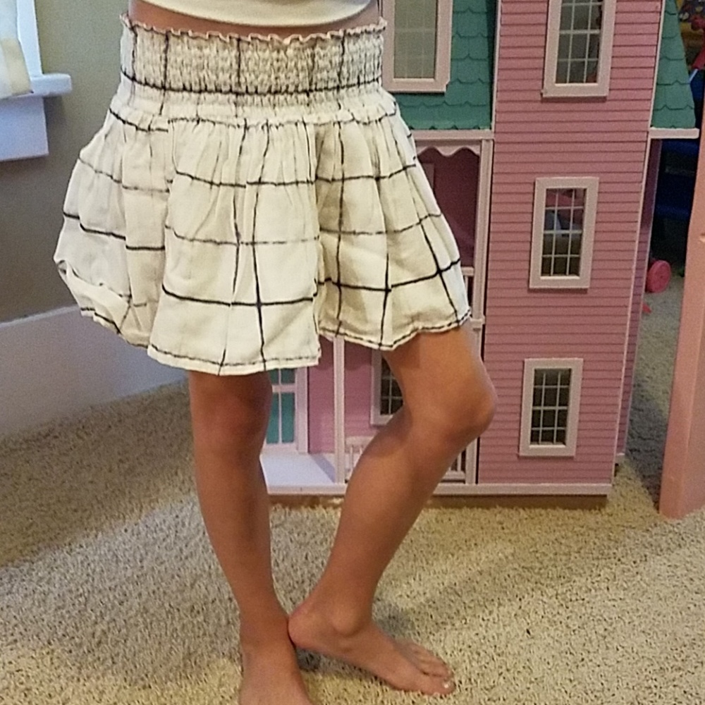 Girls skirt